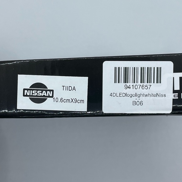 4D Nissan Car Logo - Picture 4 of 4
